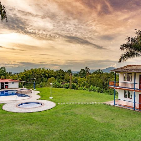 Rancho Chihuahua Hotel Filandia Buitenkant foto