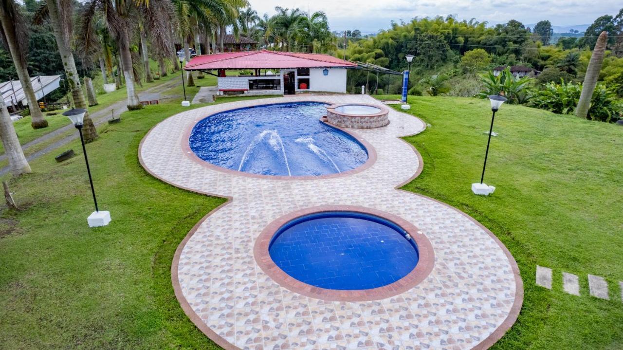 Rancho Chihuahua Hotel Filandia Buitenkant foto